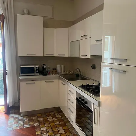 Italia61 Metro House Διαμέρισμα *